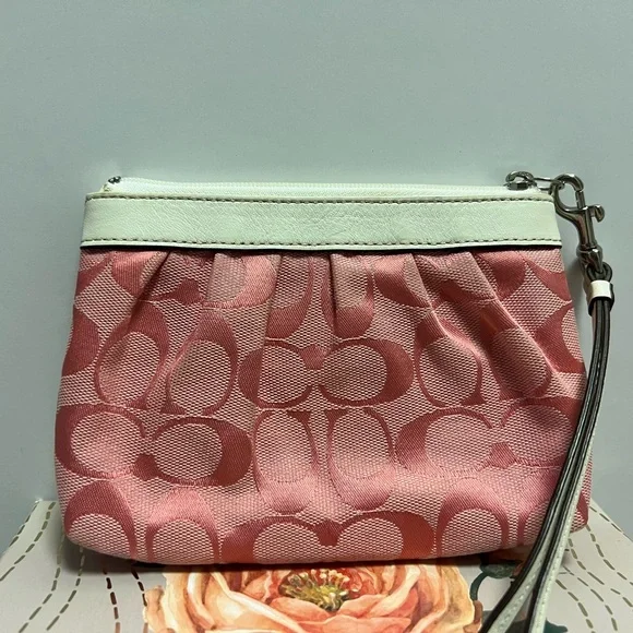 Coach Pink and Cream Wristlet EUC - Picture 4 of 8